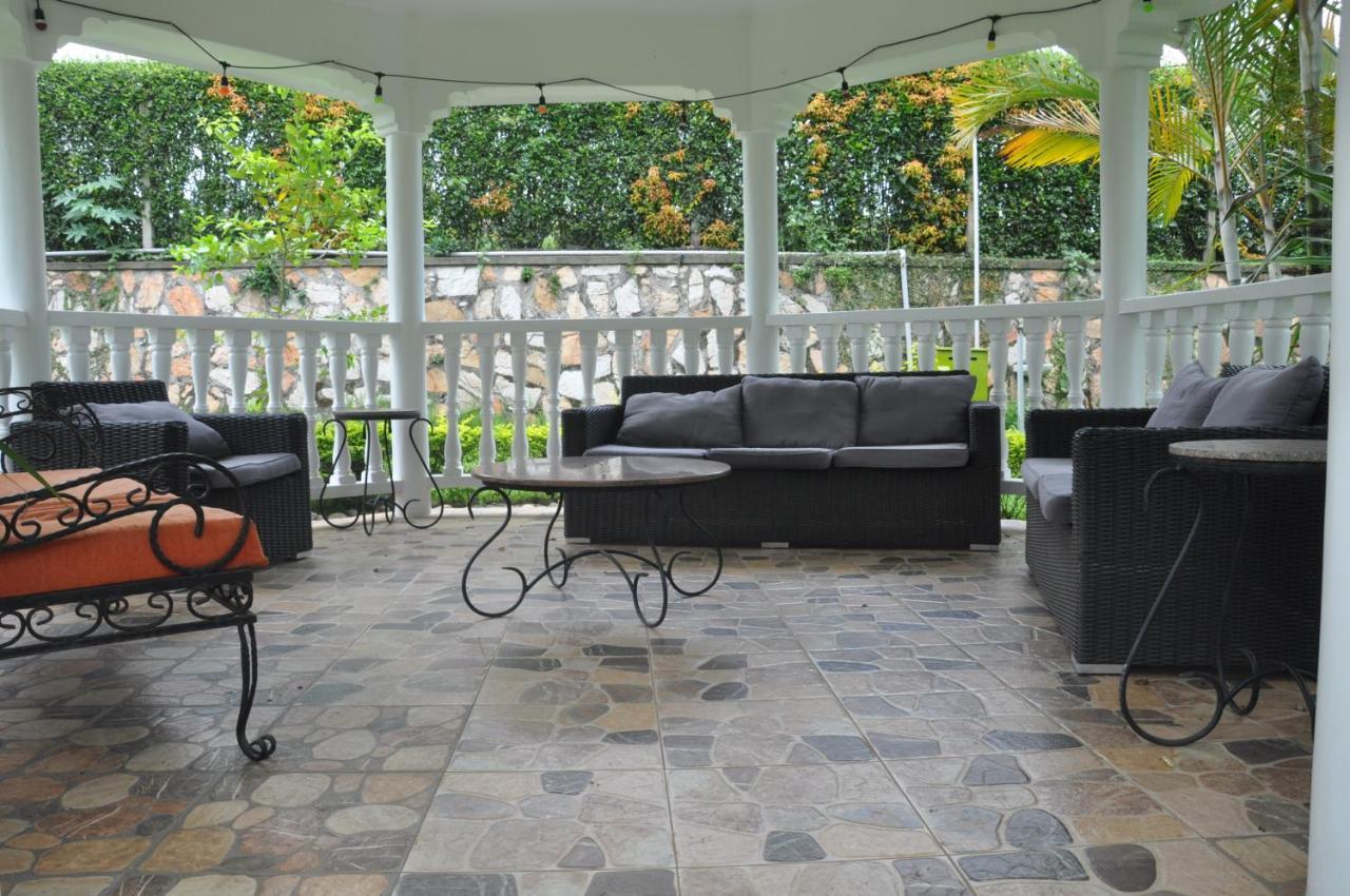 Home Bliss Hotel- Fort Portal Uganda Exteriör bild